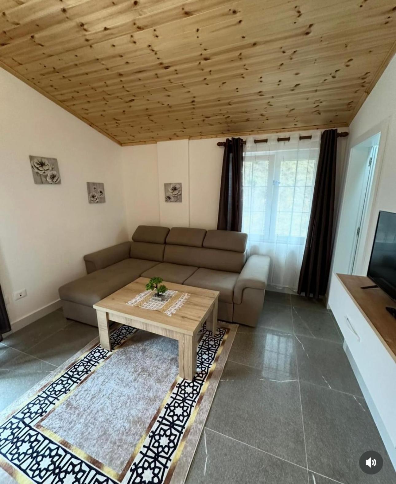 Qyteza Guest House & Camping شكودر المظهر الخارجي الصورة